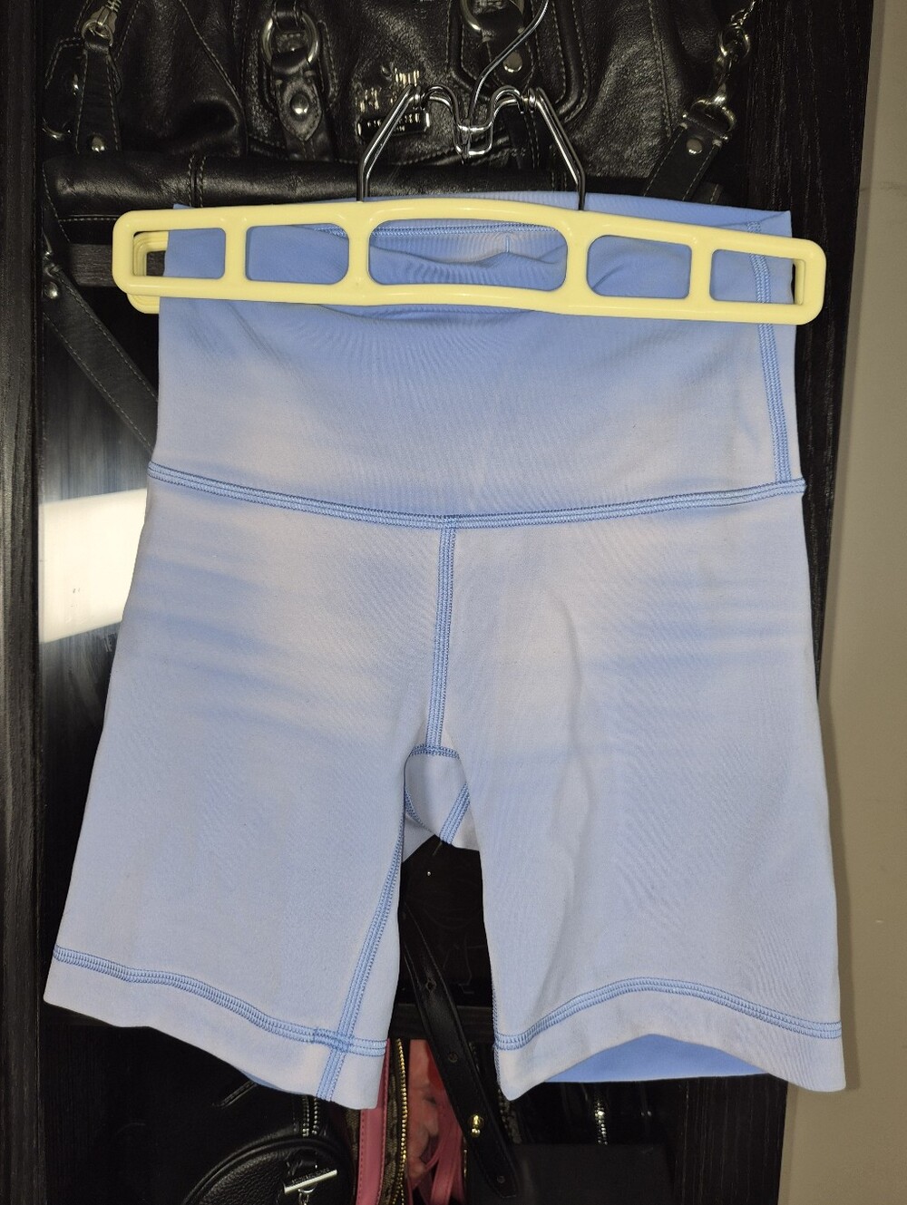 Lululemon Athletica Womens Size 2 Small Ombre Light Blue High Waisted Shorts